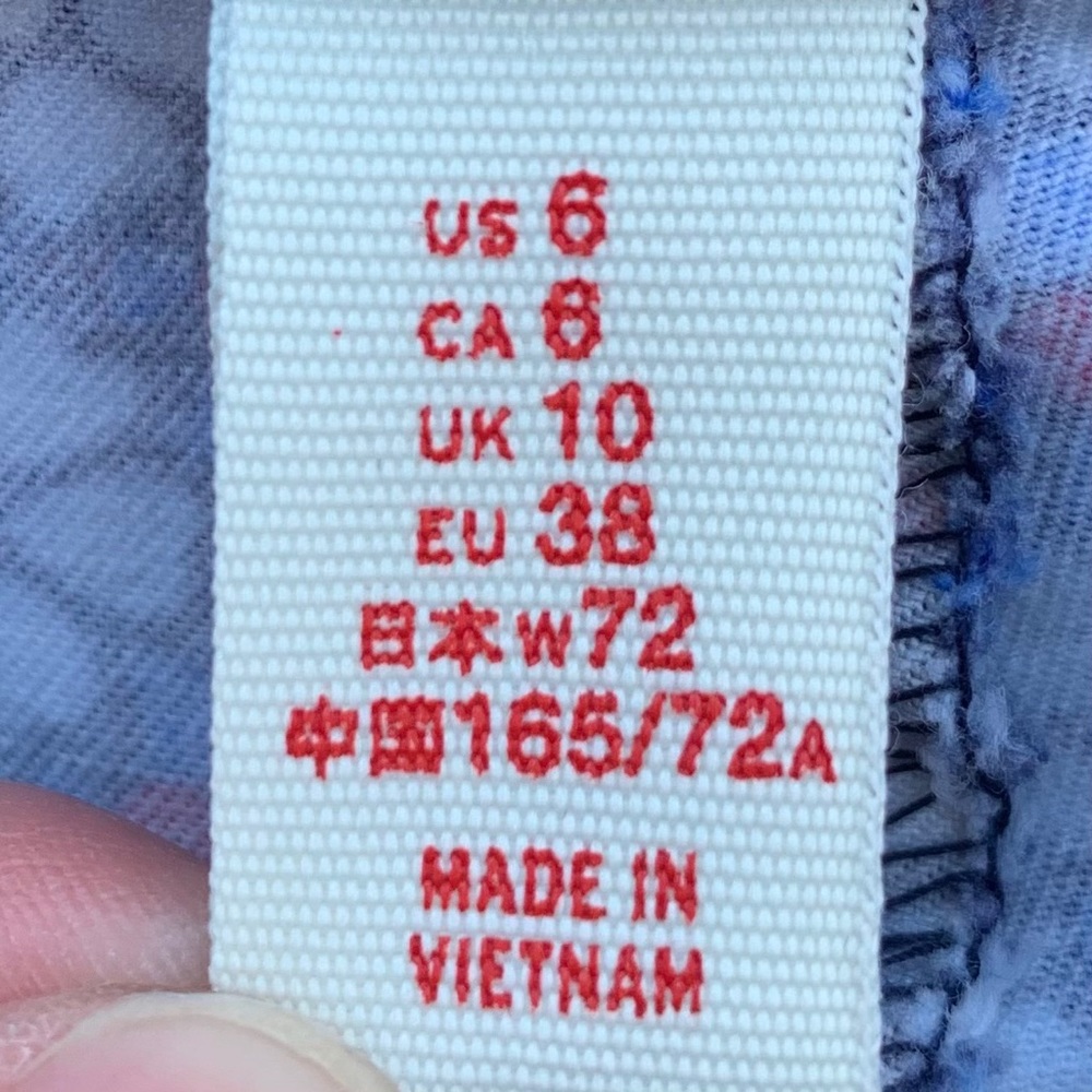 Gap Red White And Blue Floral Cotton Shorts | 6 - Picture 7 of 8